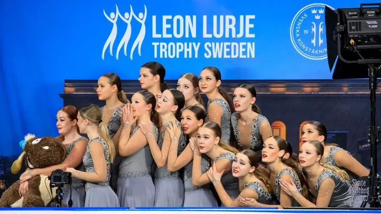 Sünkroonuisutamise võistkond ootamas punkte Leon Lurje Trophy võistlusel Rootsis